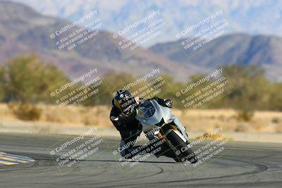 media/Jan-09-2022-SoCal Trackdays (Sun) [[2b1fec8404]]/Turn 14 (10am)/